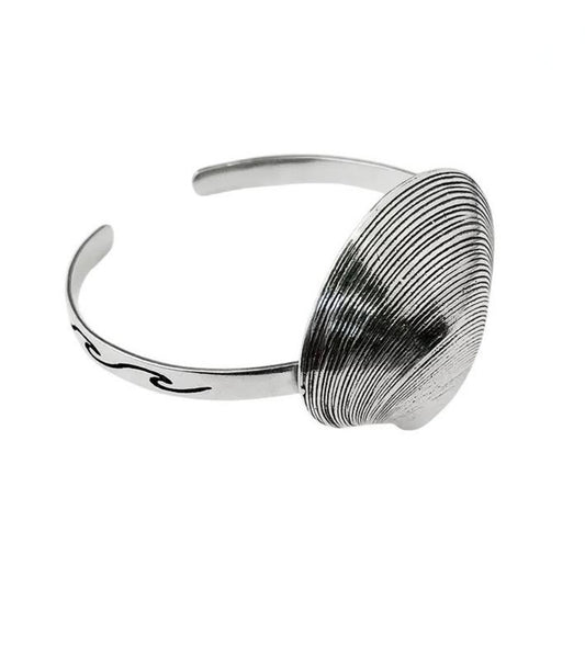 Shell Horizon Bracelet
