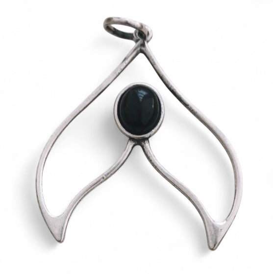 Midnight Tail Pendant